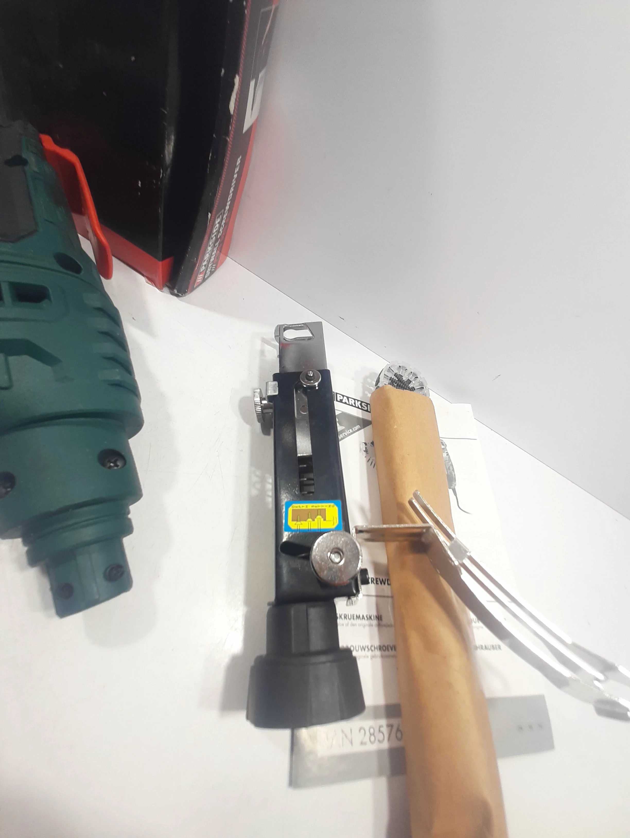 wkretarka-do-regipsow-parkside-ptbs-520-a1-napiecie-v-230-v