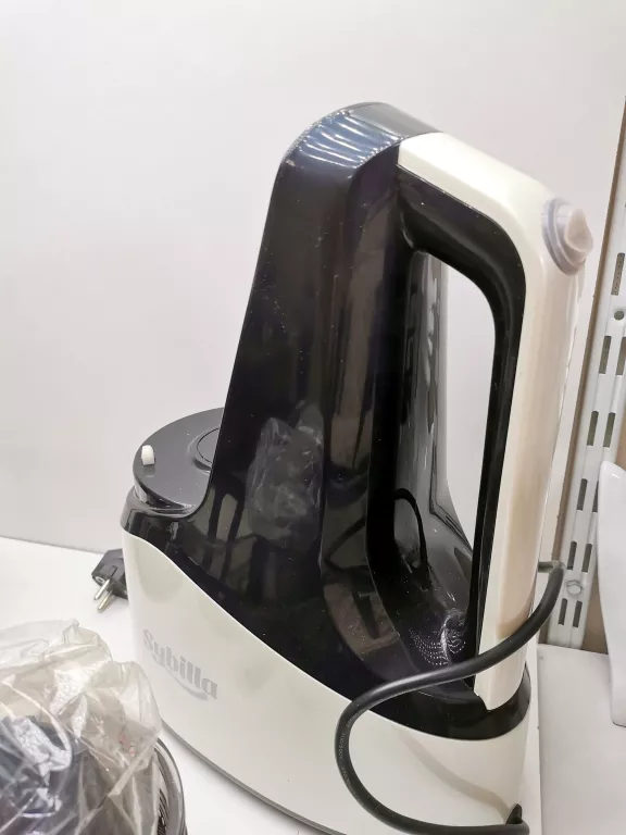 wyciskarka-wolnoobrotowa-sybilla-welmax-komplet-kolor-dominujacy-bialy