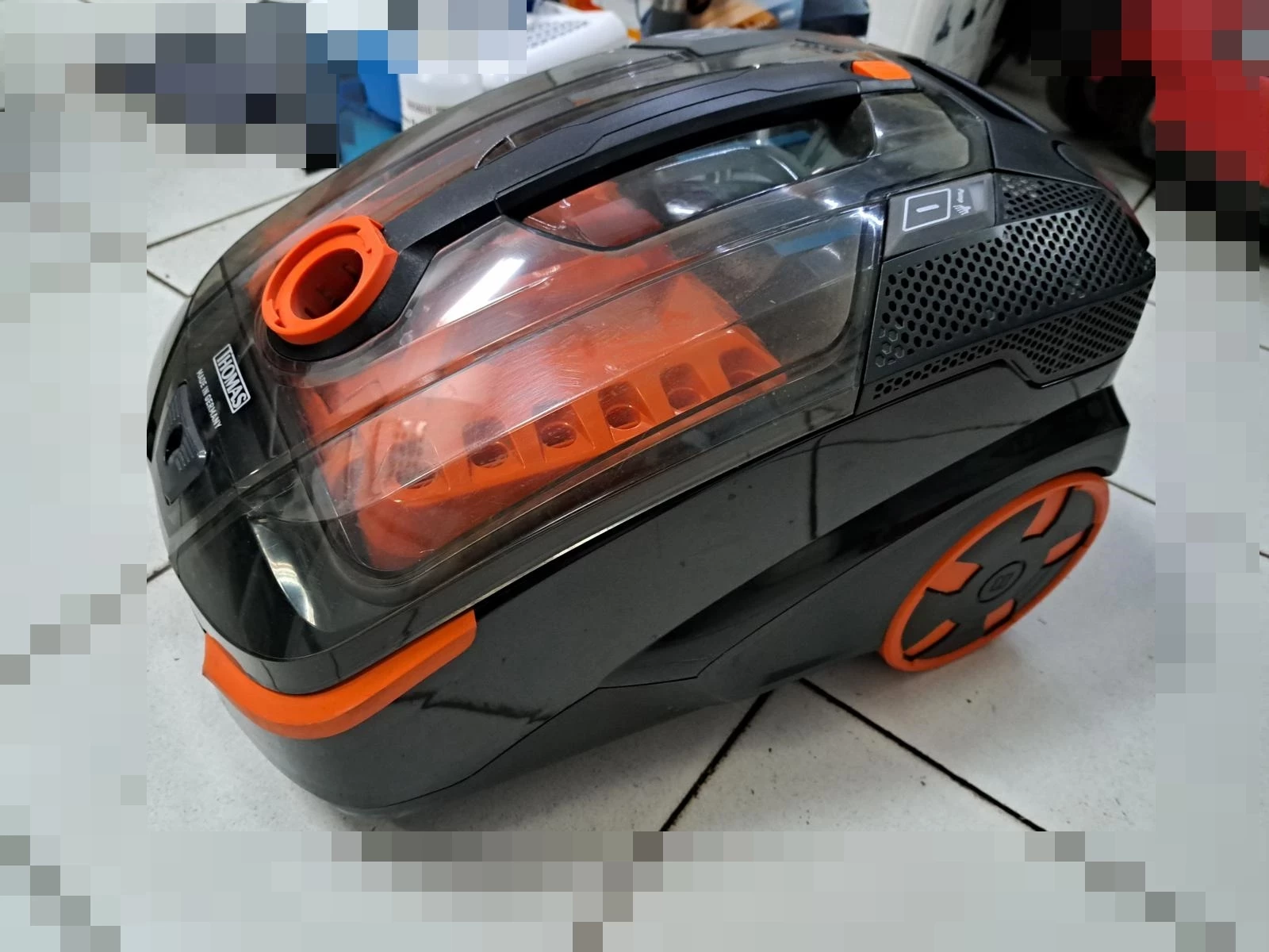 odkurzacz-pioracy-thomas-amfibia-pet-zestaw-stan-uzywany