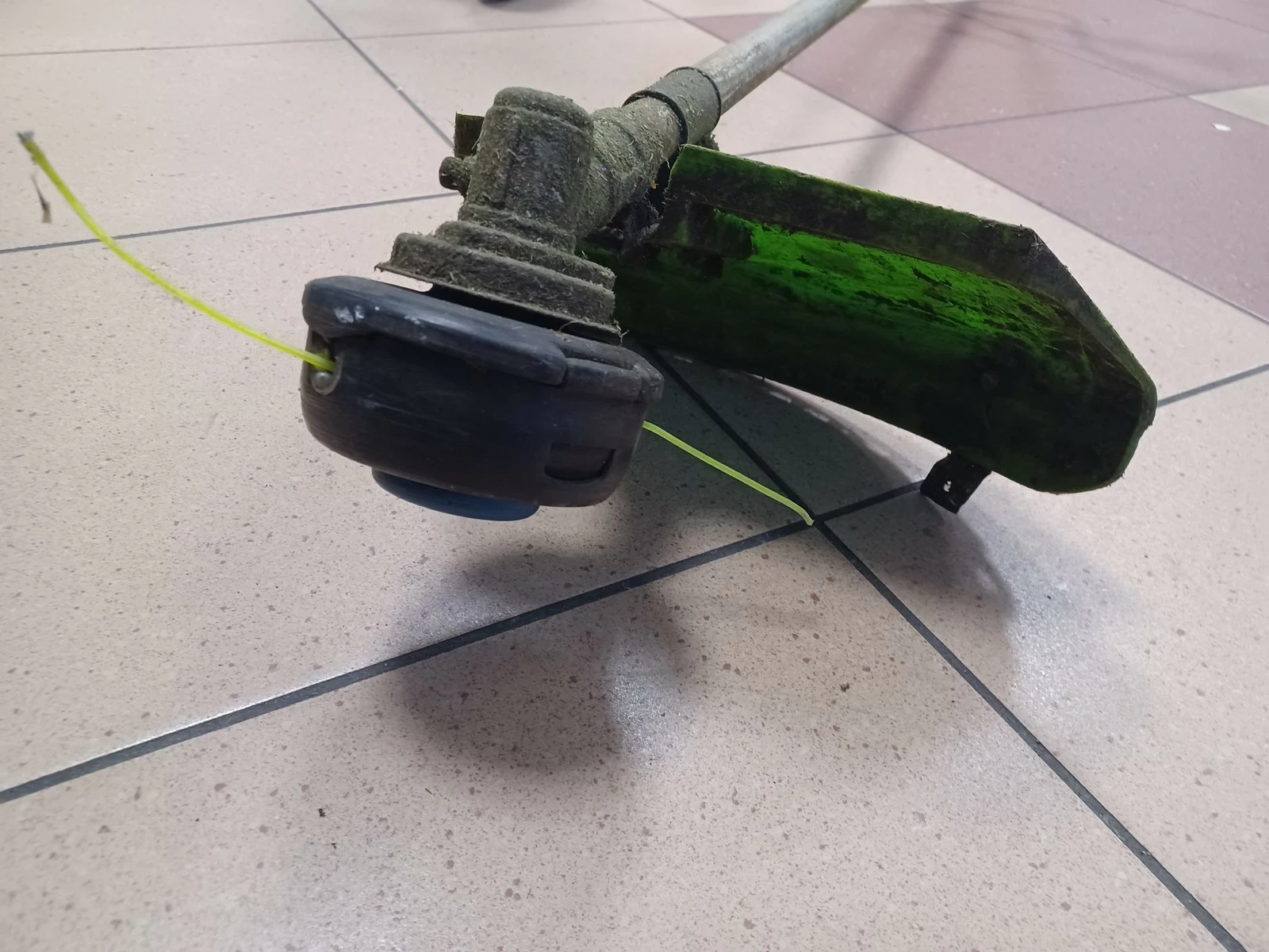 kosa-spalinowa-verto-50g490-dlugosc-narzedzia-18350