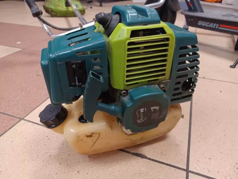 kosa-spalinowa-verto-50g490-stan-uzywany