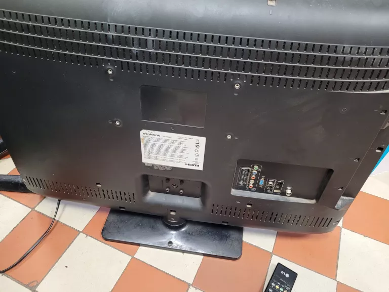 tv-samsung-peknieta-ramka-sprawny-kod-producenta-32fs3246