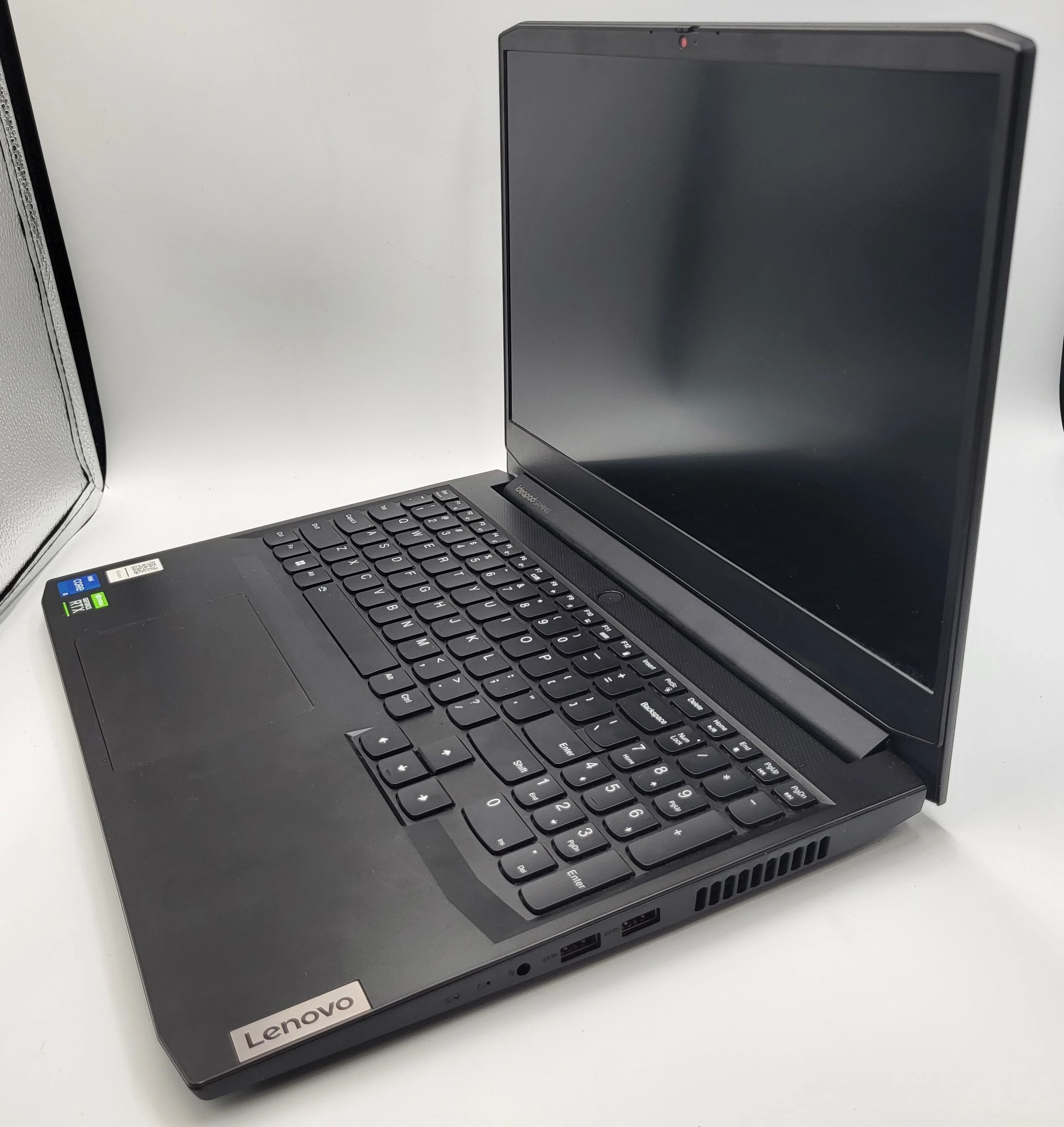 lenovo-ideapad-gaming-3-i5-11320h-8512gb-rtx-3050-komplet-gwar-pojemnosc-dysku-512