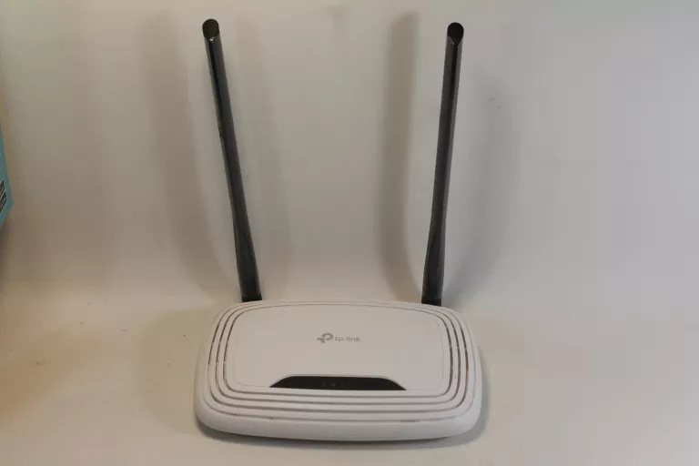 ROUTER TP LINK 300MB/S TL-WR841N