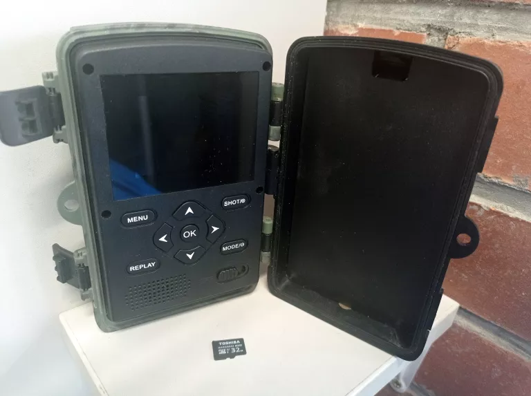 kamera-lesna-20221104v11-karta-pamieci-marka-inna