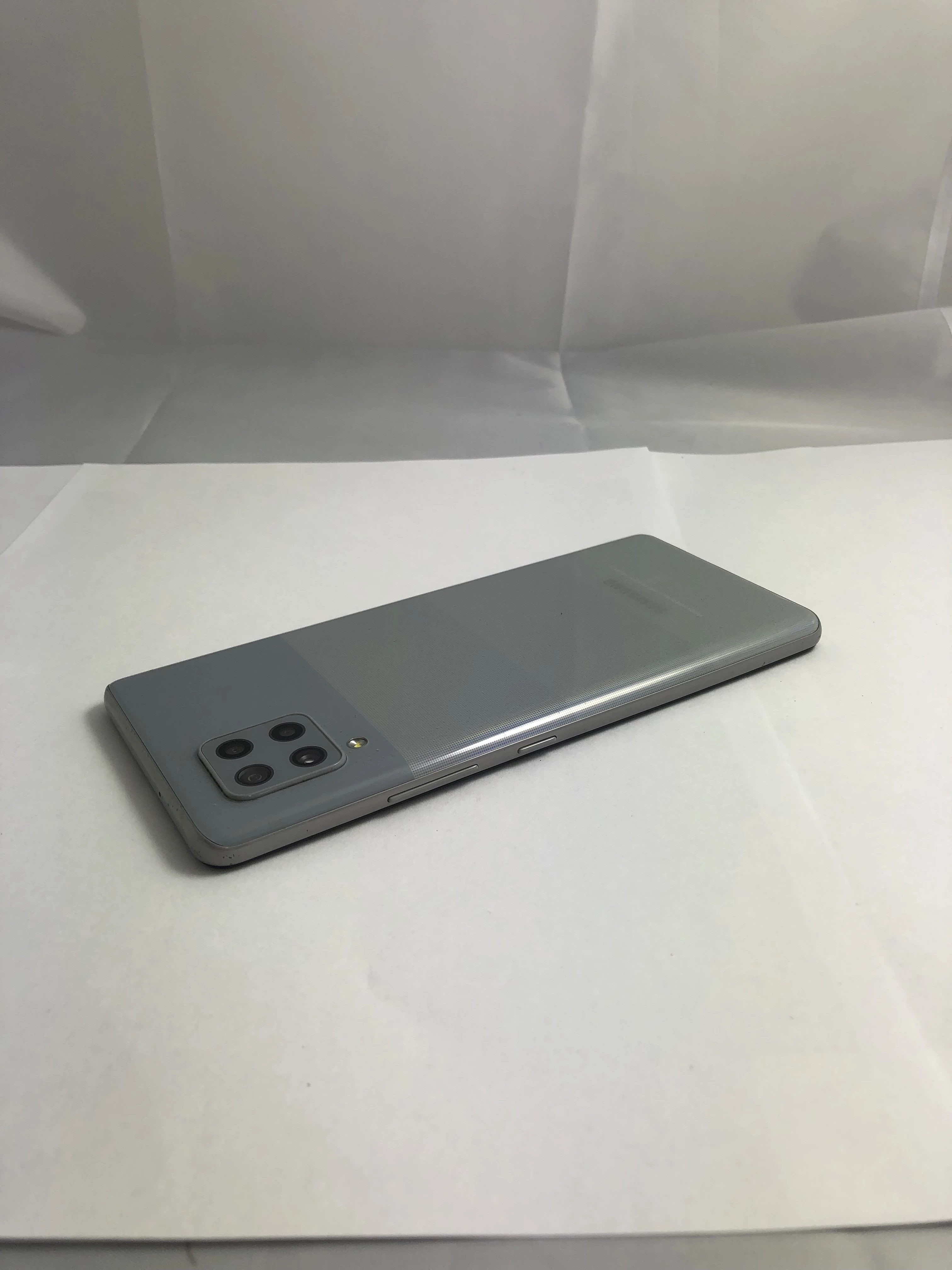 telefon-samsung-galaxy-a42-5g-66-4128gb-przekatna-ekranu-660