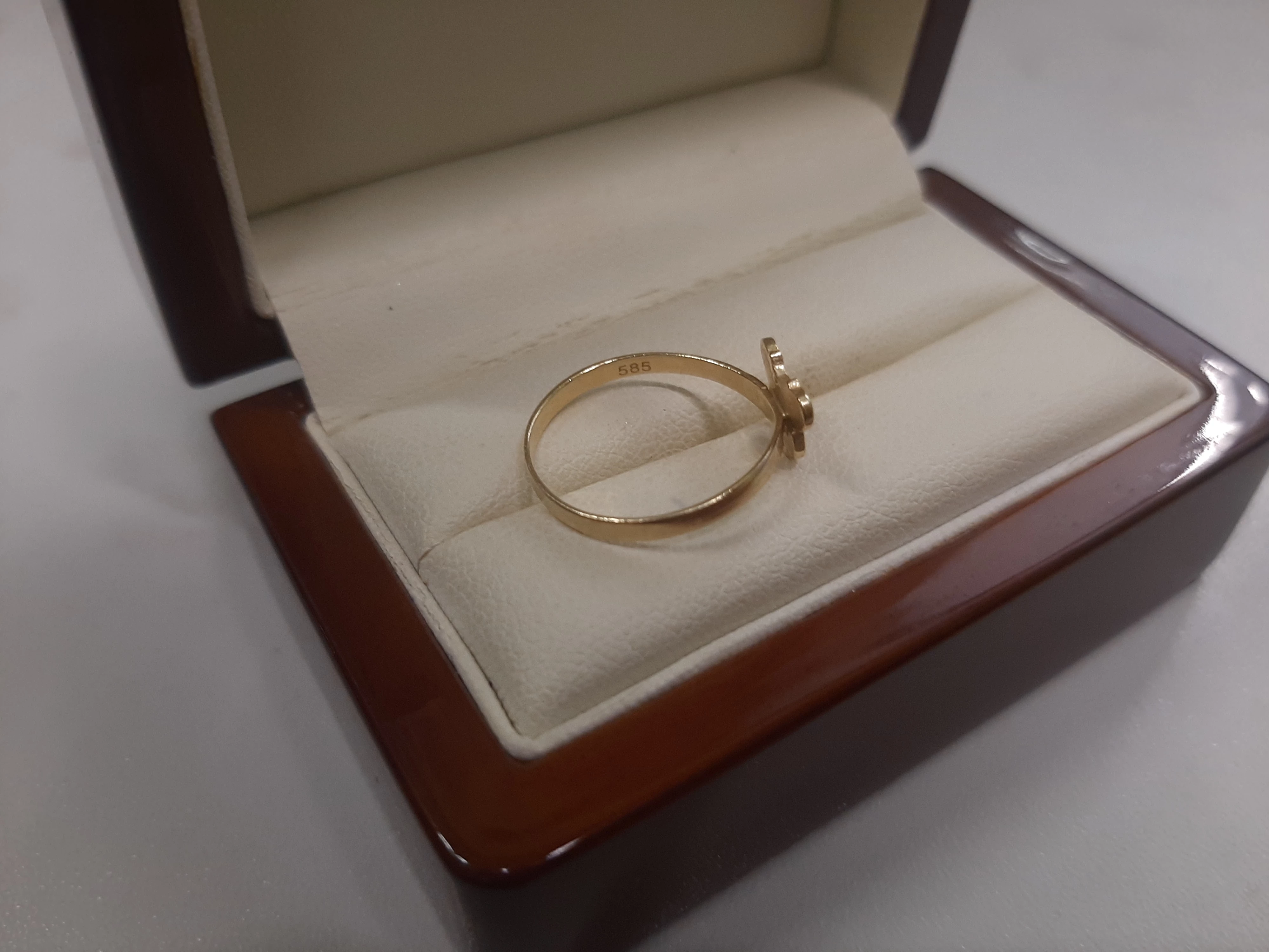 zloty-pierscionek-z-myszka-minnie-103g-585-wojska-polskiego-112-swiecie