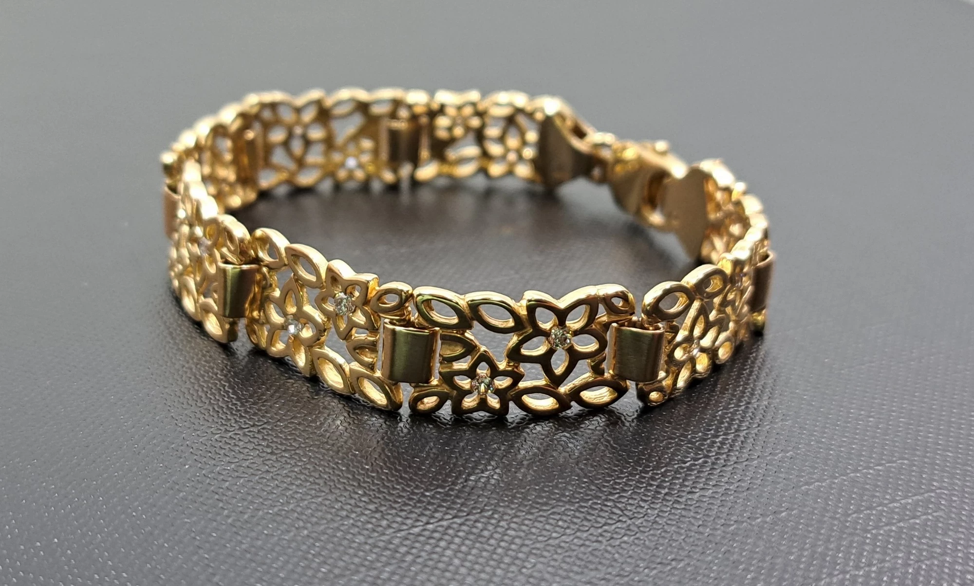 piekna-zlota-bransoletka-kwiaty-585-2193g-motyw-kwiatek