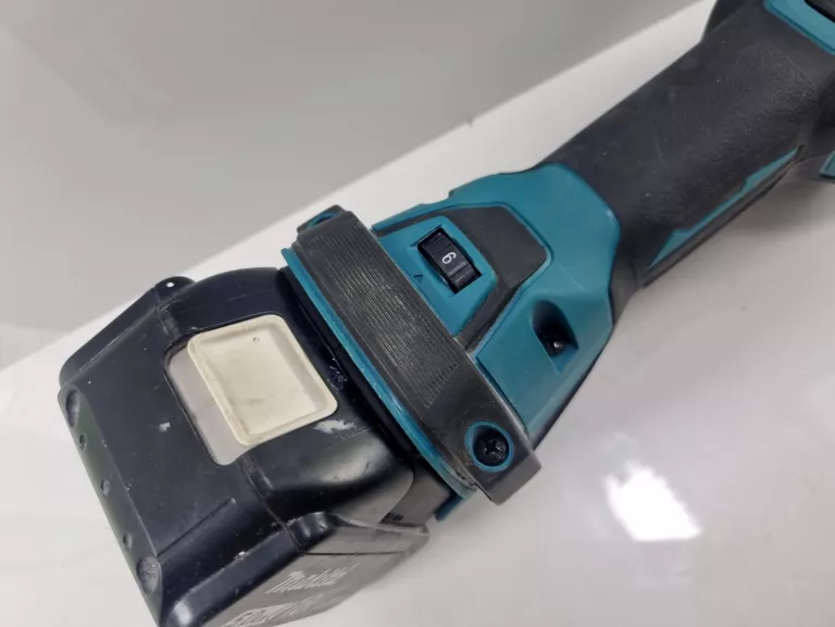 URZĄDZENIE WIELOFUNKCYJNE MAKITA DTM52 + AKU