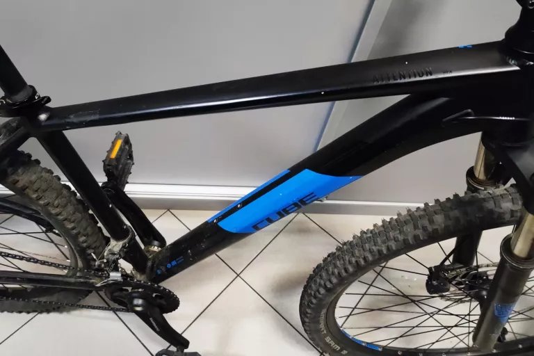ROWER CUBE ATTENTION SL HPA KOŁO 29 CALI RAMA 19