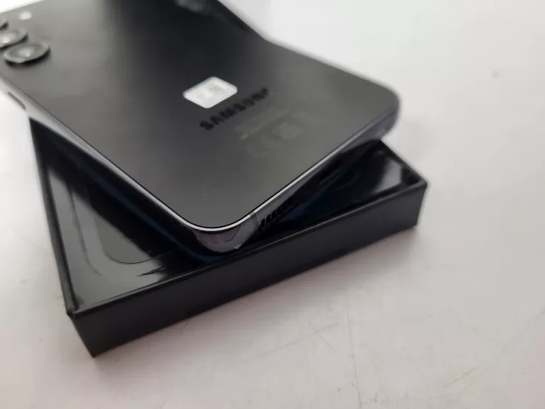telefon-samsung-galaxy-s23-wbudowana-pamiec-128-gb