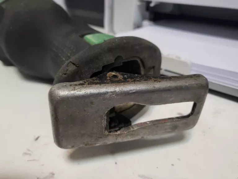 pila-szablasta-hitachi-cr18dbl-marka-248811-950605