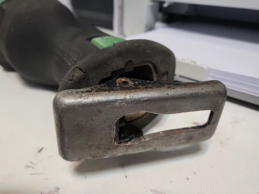 pila-szablasta-hitachi-cr18dbl-marka-248811-950605