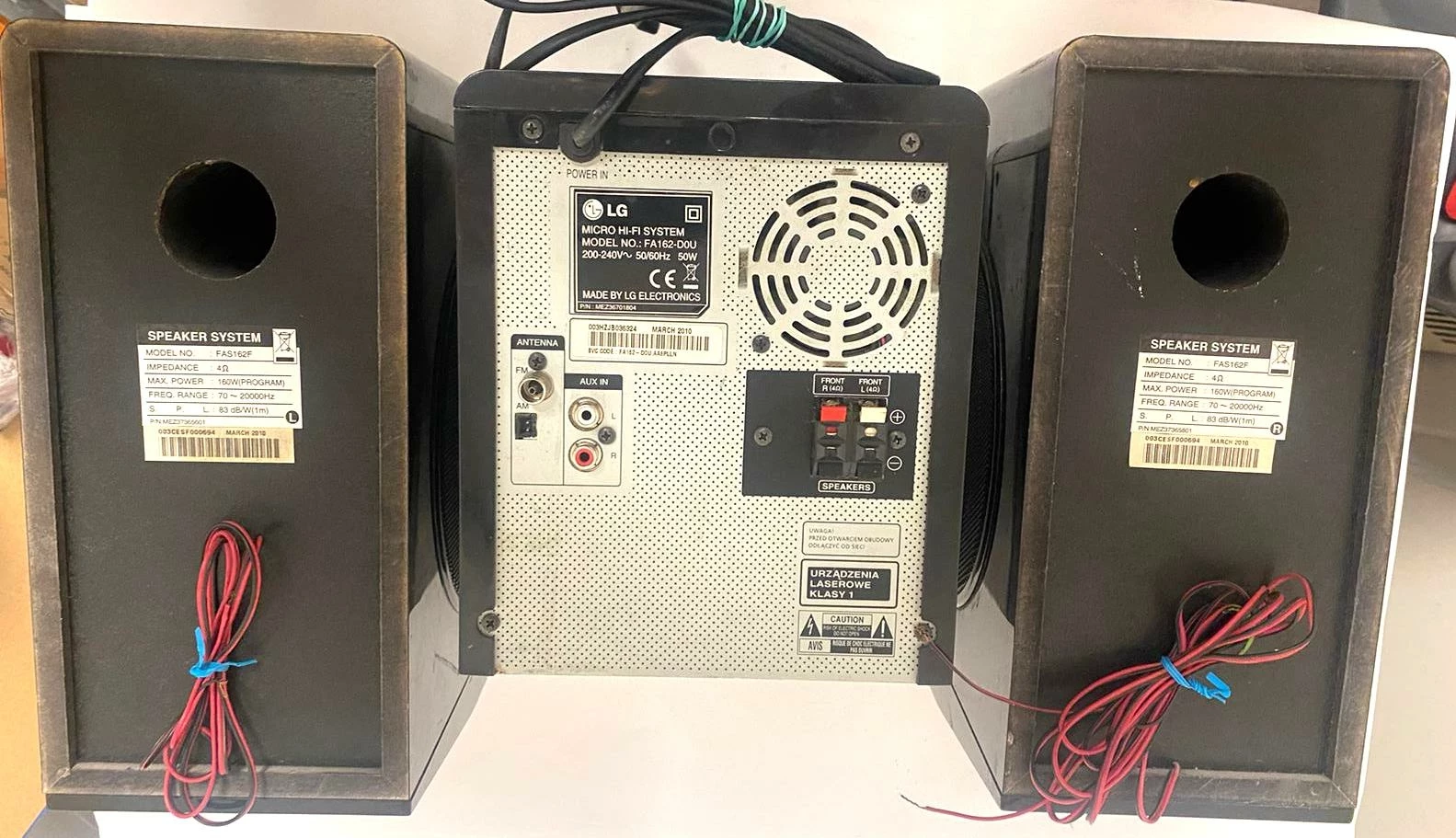 wieza-lg-fa-162-dou-2-glosniki-bez-pilota-kolor-czarny