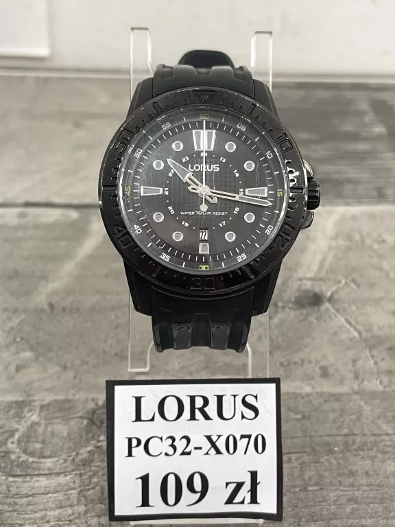 ZEGAREK LORUS