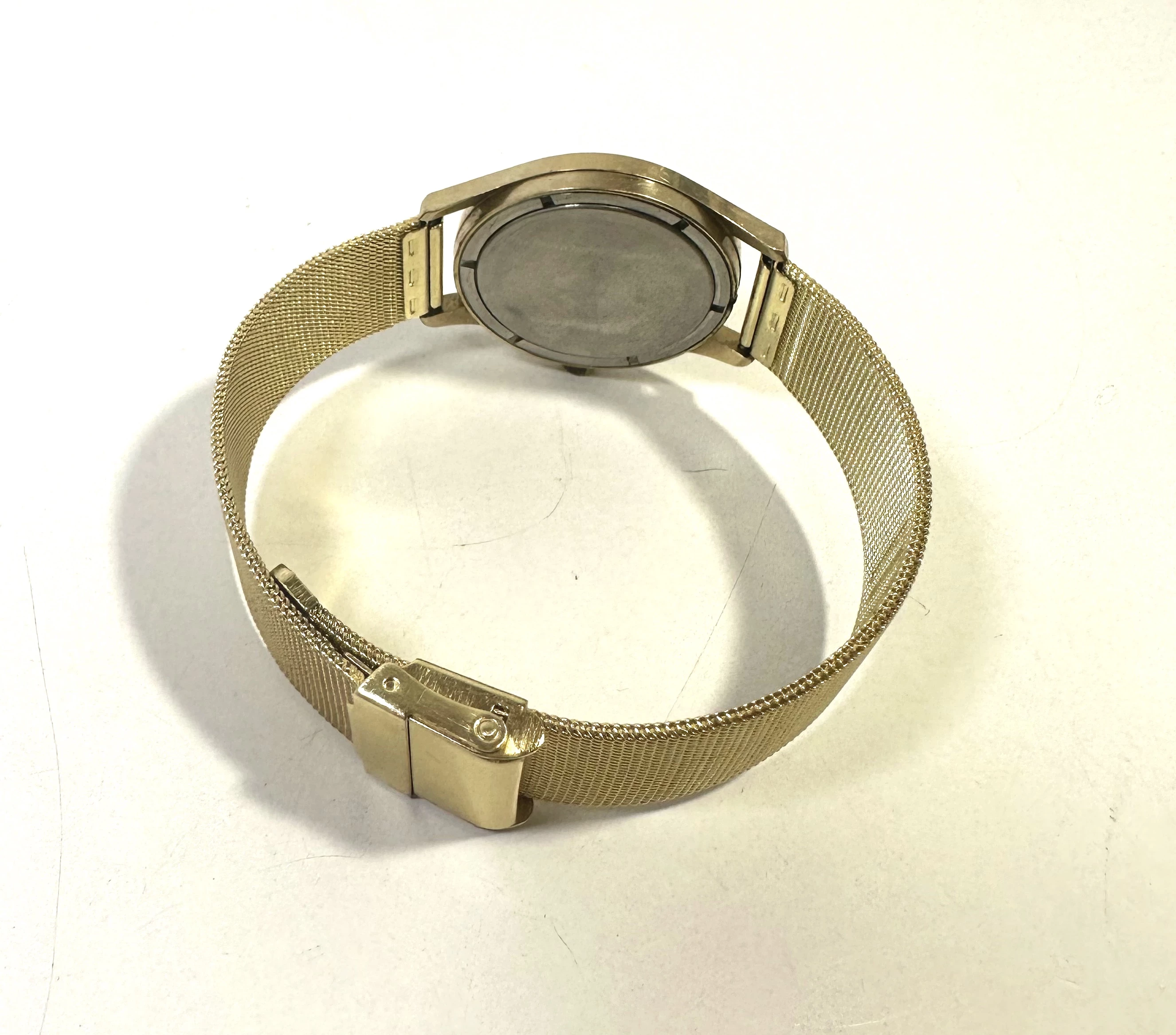 zegarek-wostok-18-jewels-z-datownikiem-stan-uzywany