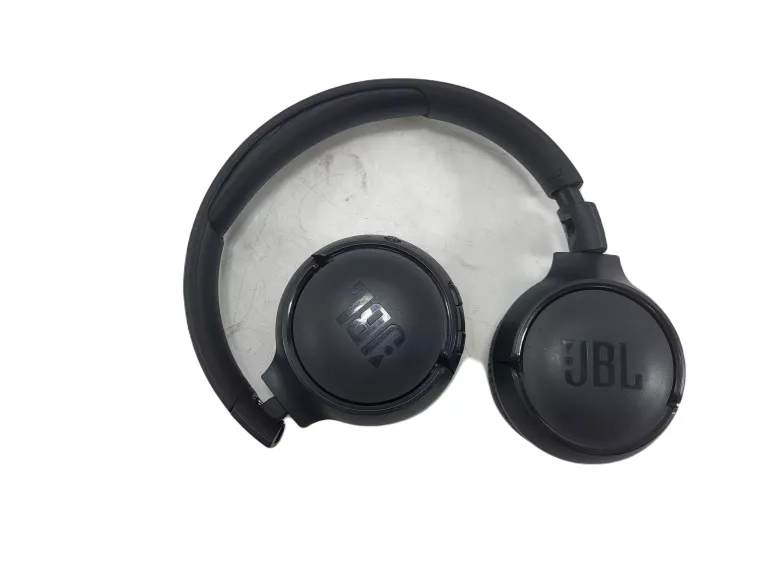 sluchawki-bezprzewodowe-jbl-tune-560bt-nauszne-marka-jbl