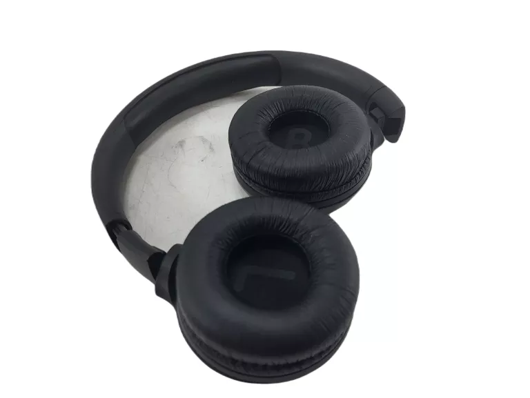 sluchawki-bezprzewodowe-jbl-tune-560bt-nauszne-transmisja-sygnalu-bluetooth