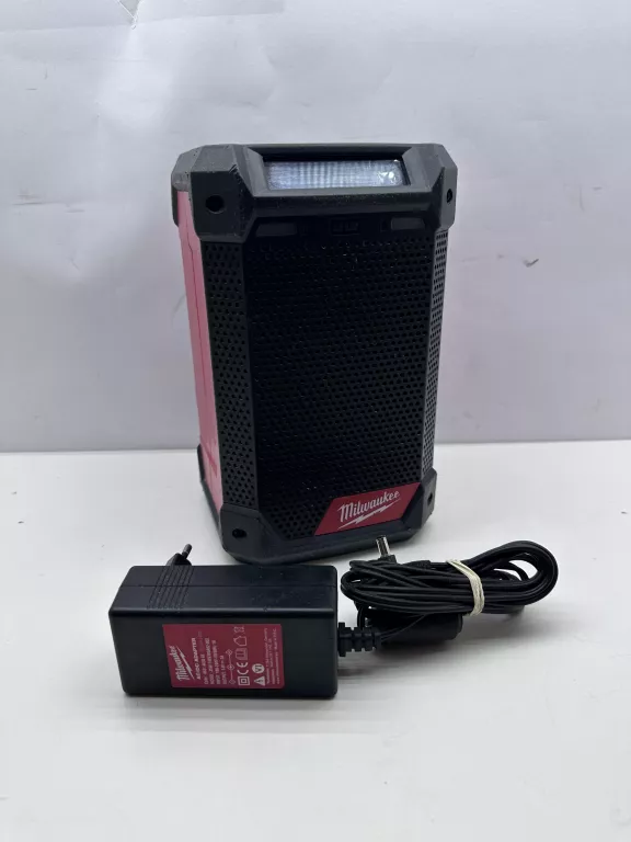 MILWAUKEE M12 RCDAB+ RADIO BUDOWLANE