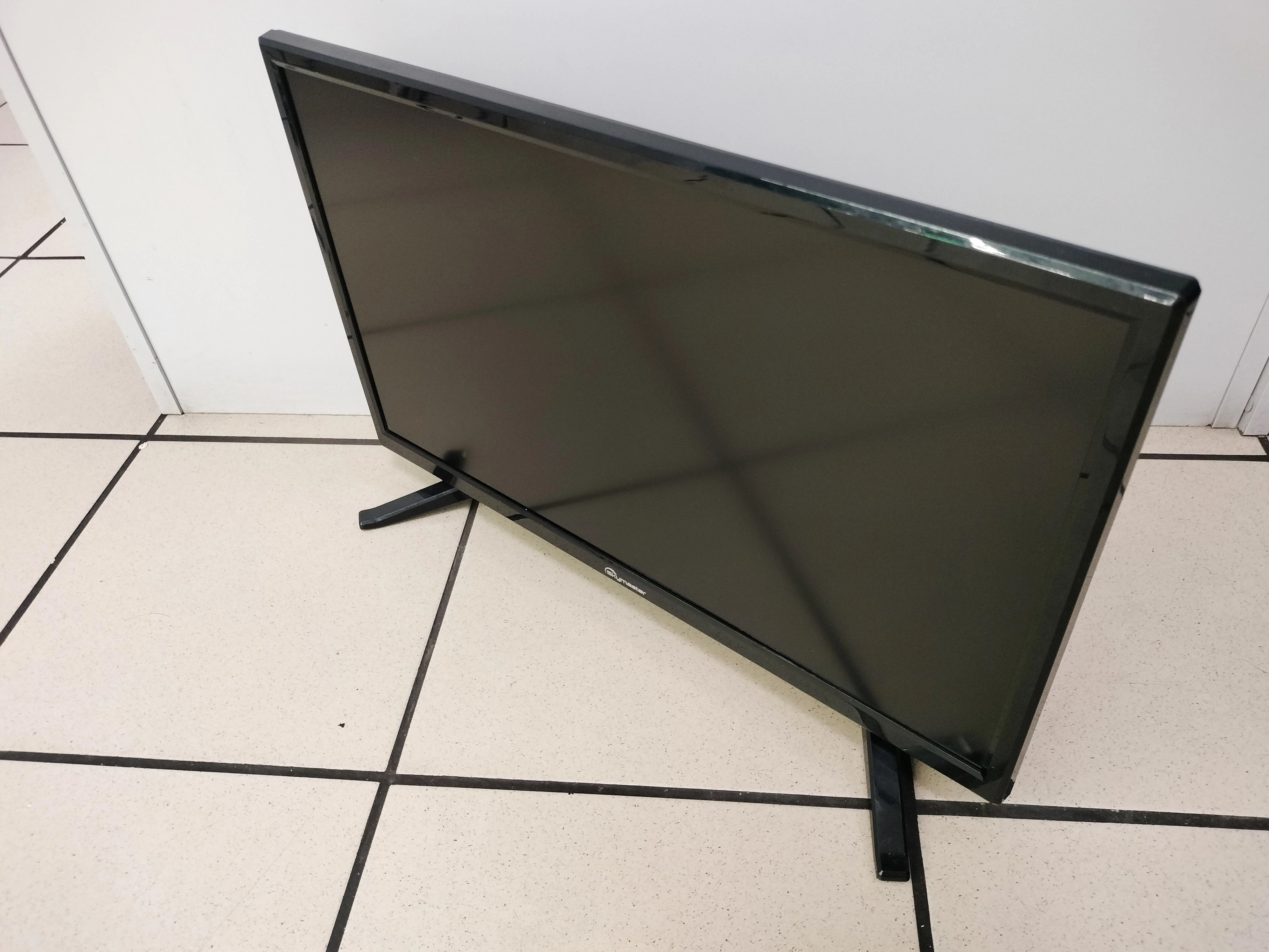 telewizor-skymaster-22sf3500-pilot-zestaw-klasa-efektywnosci-energetycznej-a