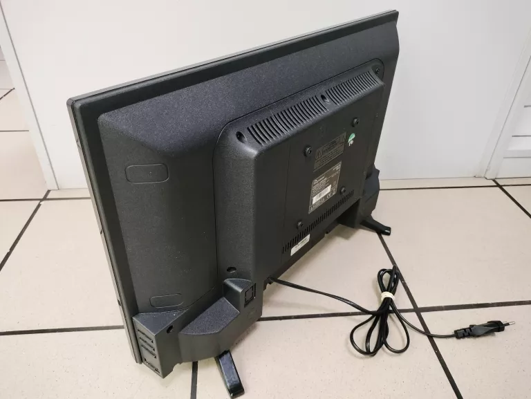TELEWIZOR SKYMASTER 22SF3500 PILOT ZESTAW