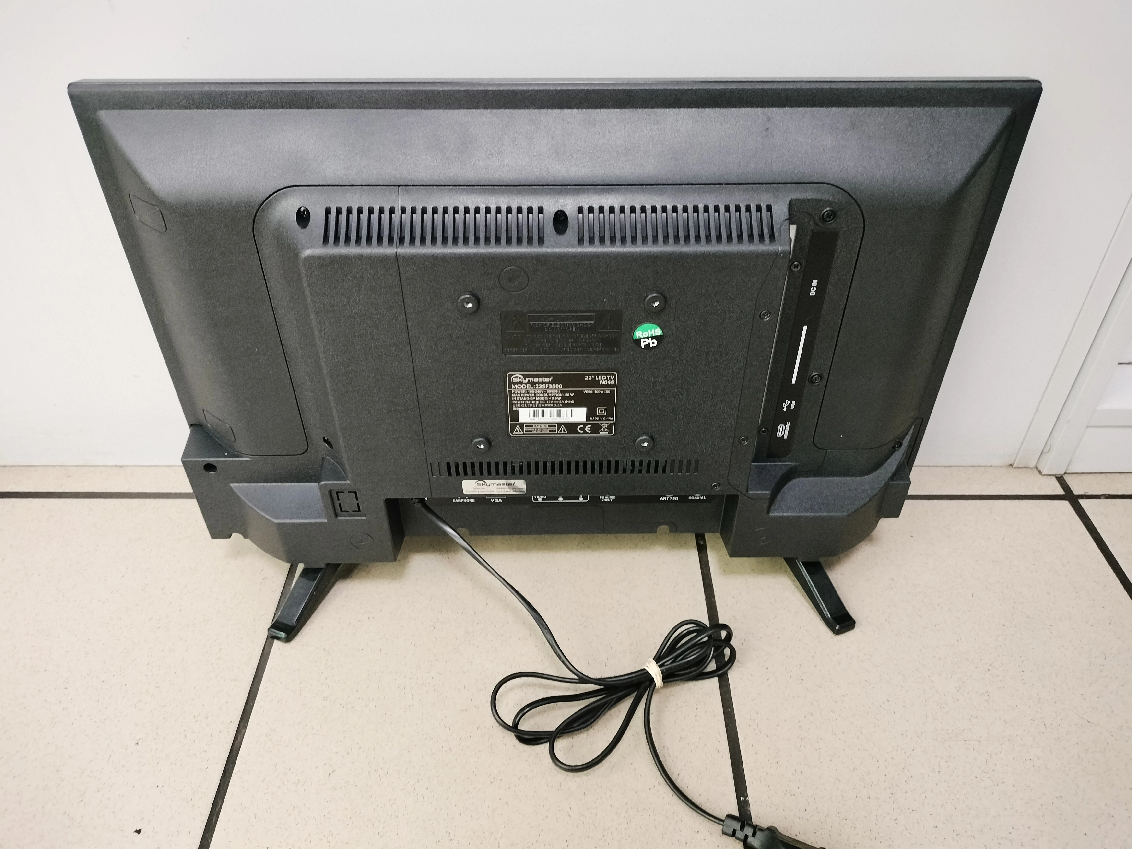 telewizor-skymaster-22sf3500-pilot-zestaw-marka-skymaster