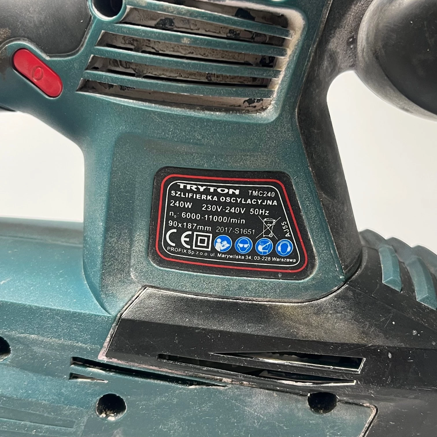szlifierka-oscylacyjna-tryton-tmc240-kod-producenta-tmc240
