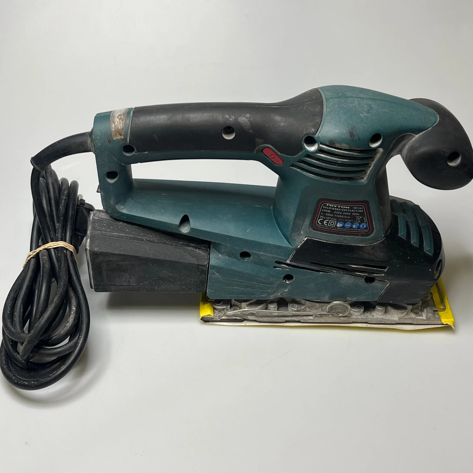 szlifierka-oscylacyjna-tryton-tmc240-ean-gtin-5903755165954