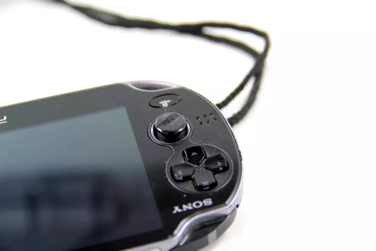 KONSOLA KONSOLA PS VITA PCH-1104 ZESTAW!
