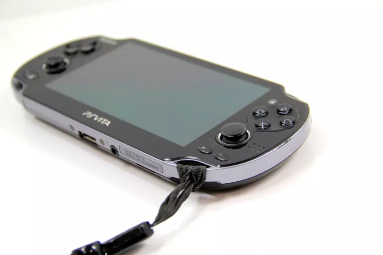 KONSOLA KONSOLA PS VITA PCH-1104 ZESTAW!