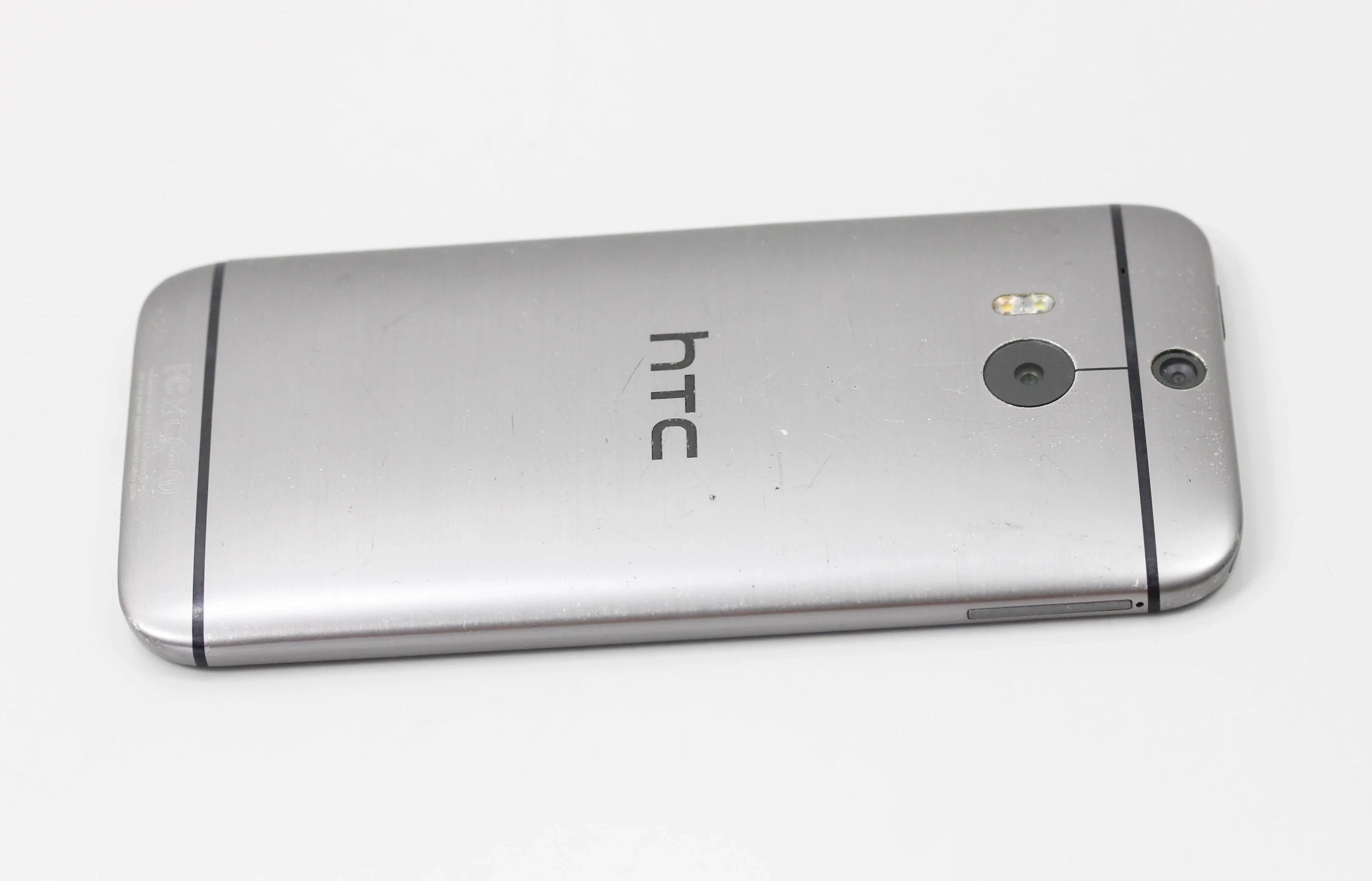 telefon-htc-one-m8-kolor-szary