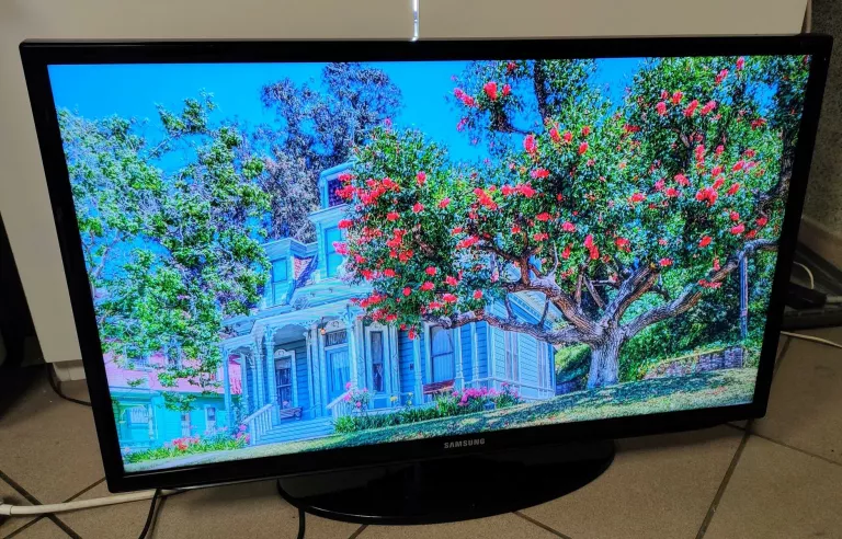 TELEWIZOR LED SAMSUNG UE32H5303 32" RYSY