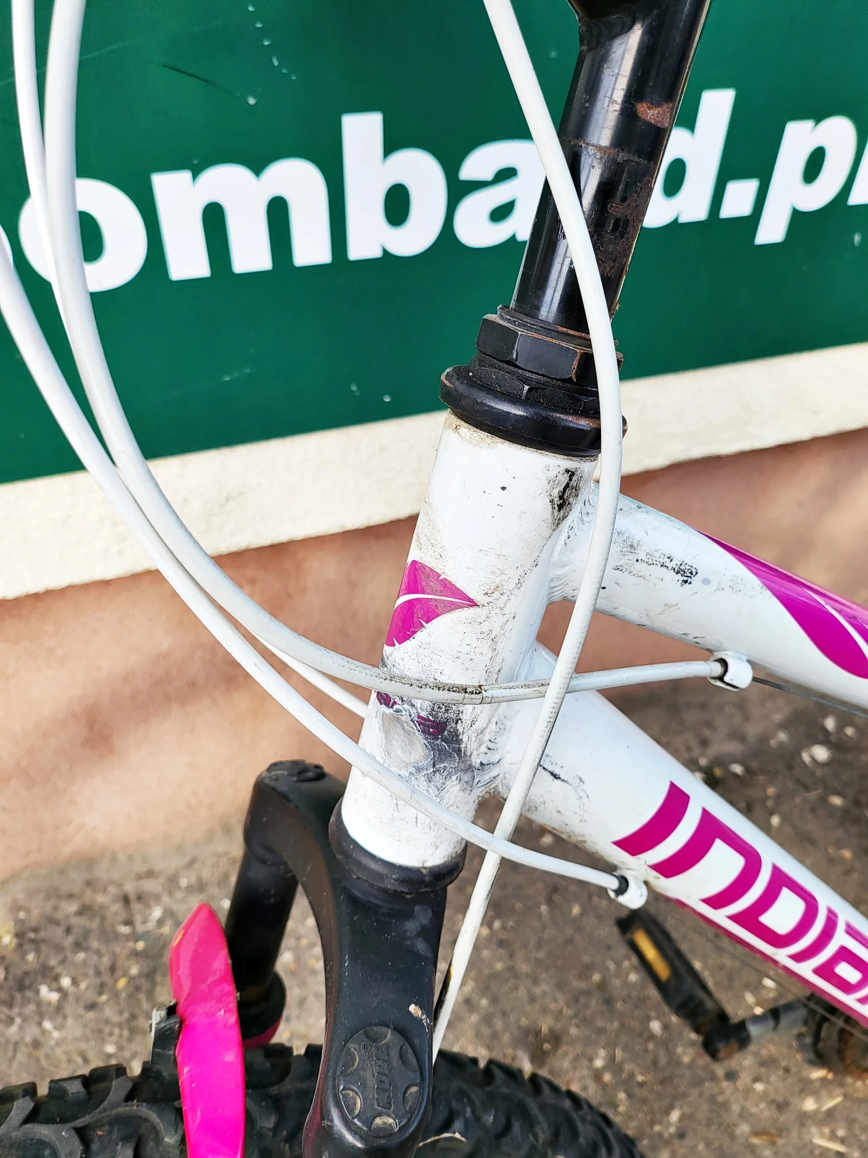 rower-indiana-roxy-kola-24-bialy-rozmiar-kola-24