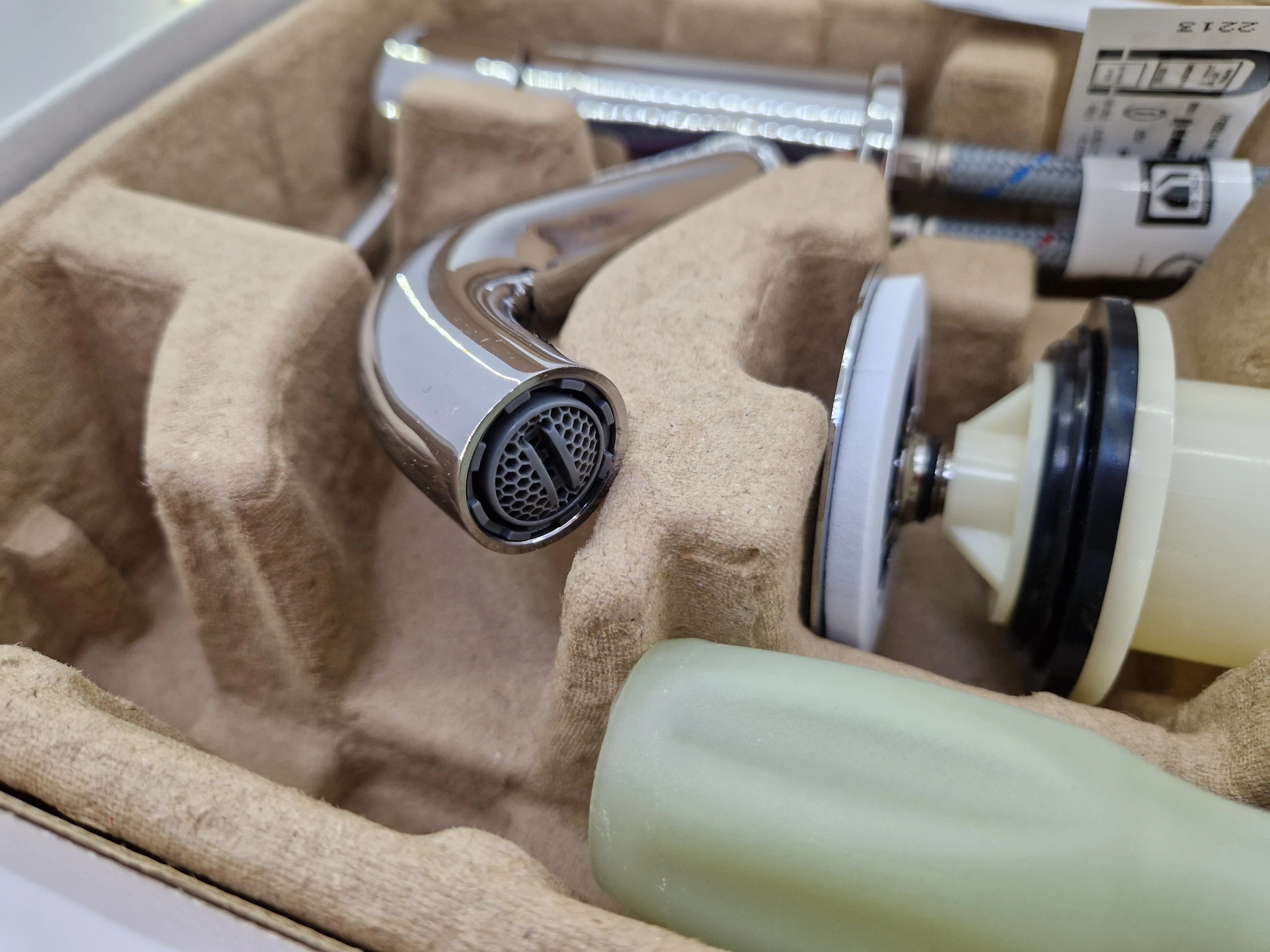 bateria-z-odplywem-pelikan-50400326-komplet-stan-uzywany