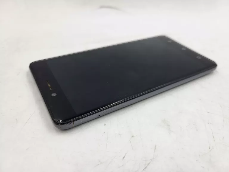 TELELFON LENOVO K53A48 32GB SOLO OPIS!!!