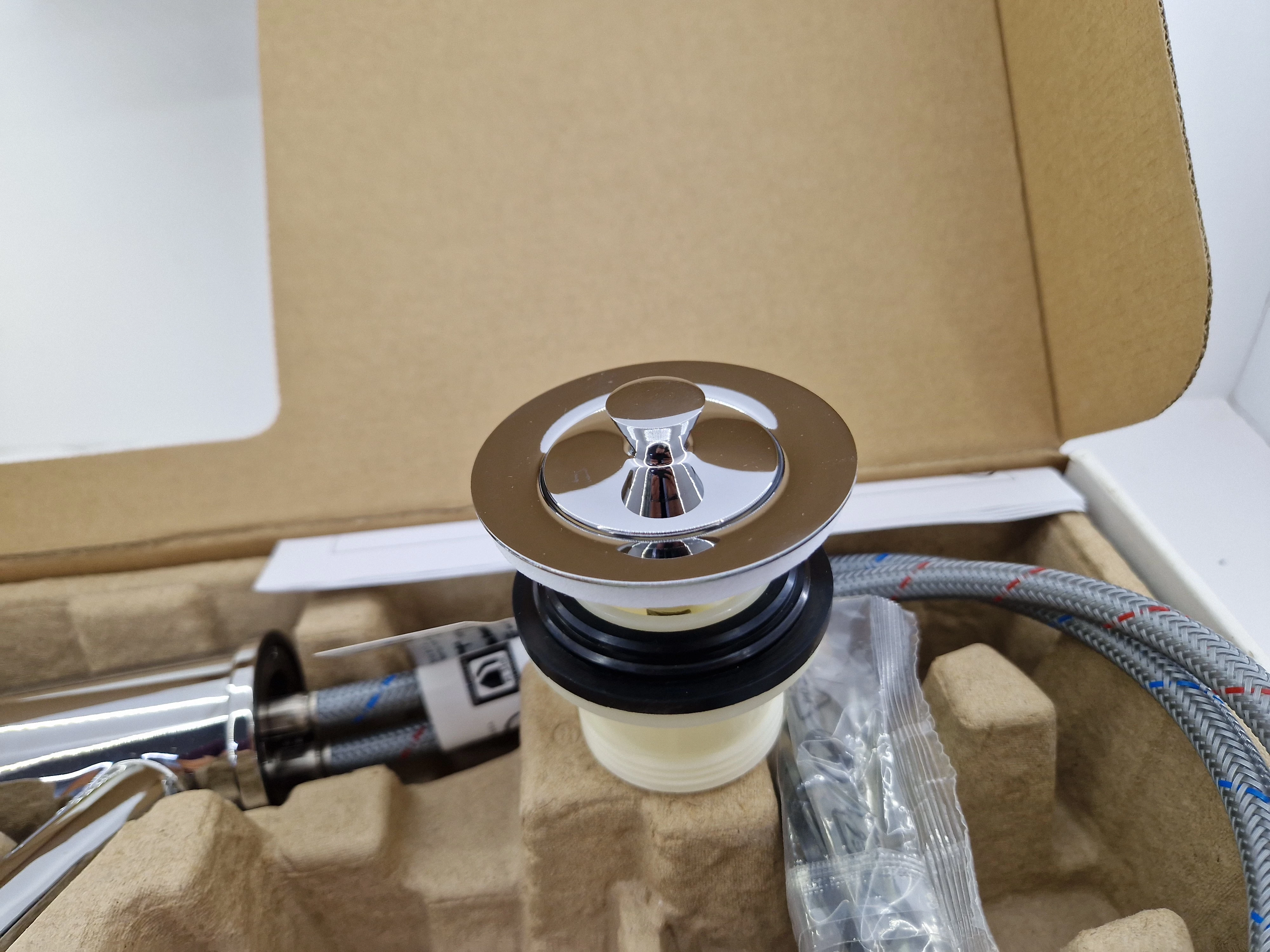 bateria-z-odplywem-pelikan-50400326-komplet-typ-montazu-stojaca