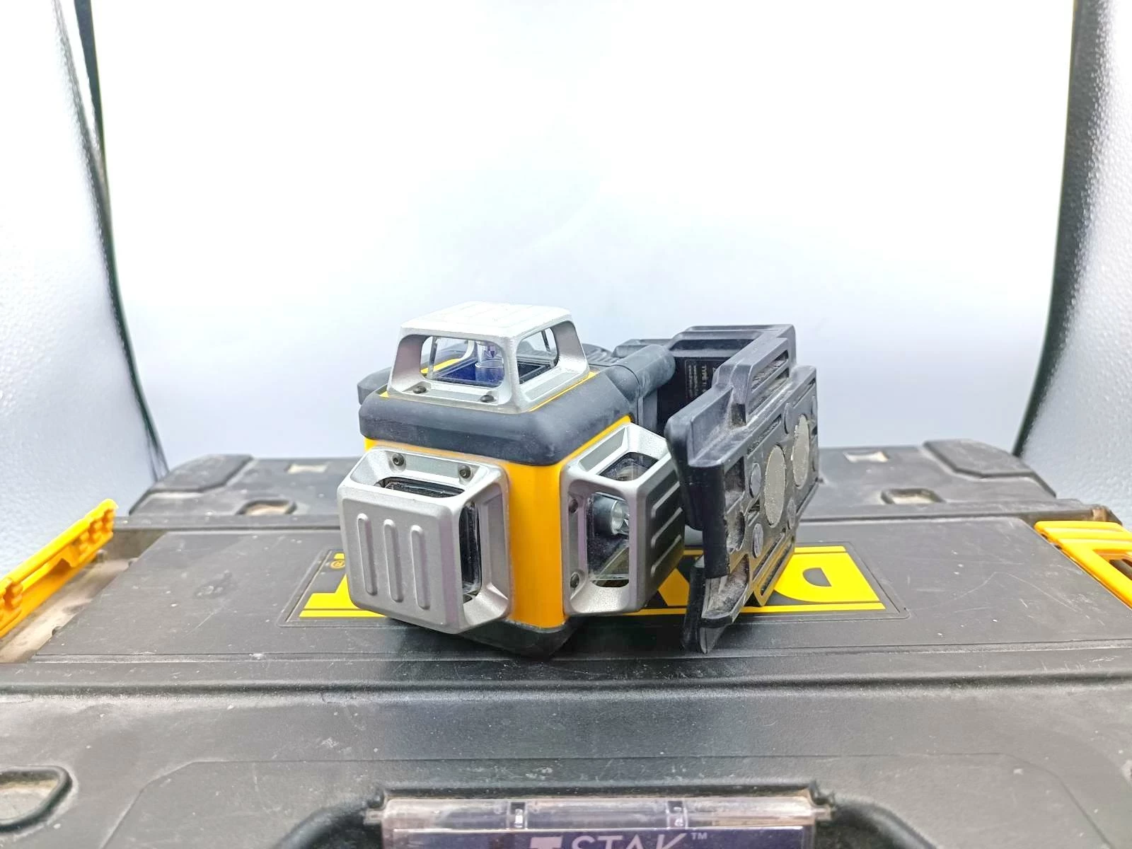 laser-dewalt-dce089g-kod-producenta-dce089d1g