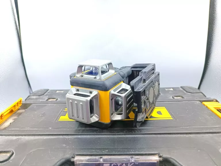 laser-dewalt-dce089g-kod-producenta-dce089d1g