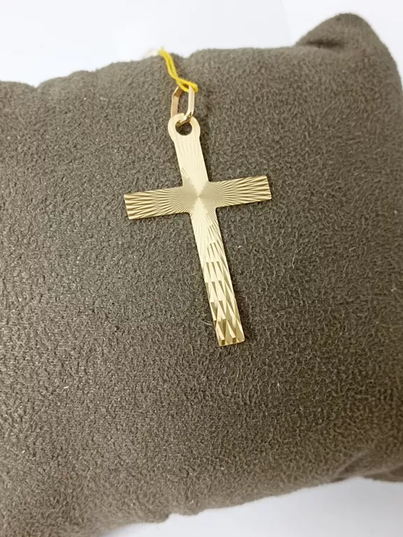 zloty-krzyzyk-p-585-w-112-230213054-stan-11323-2