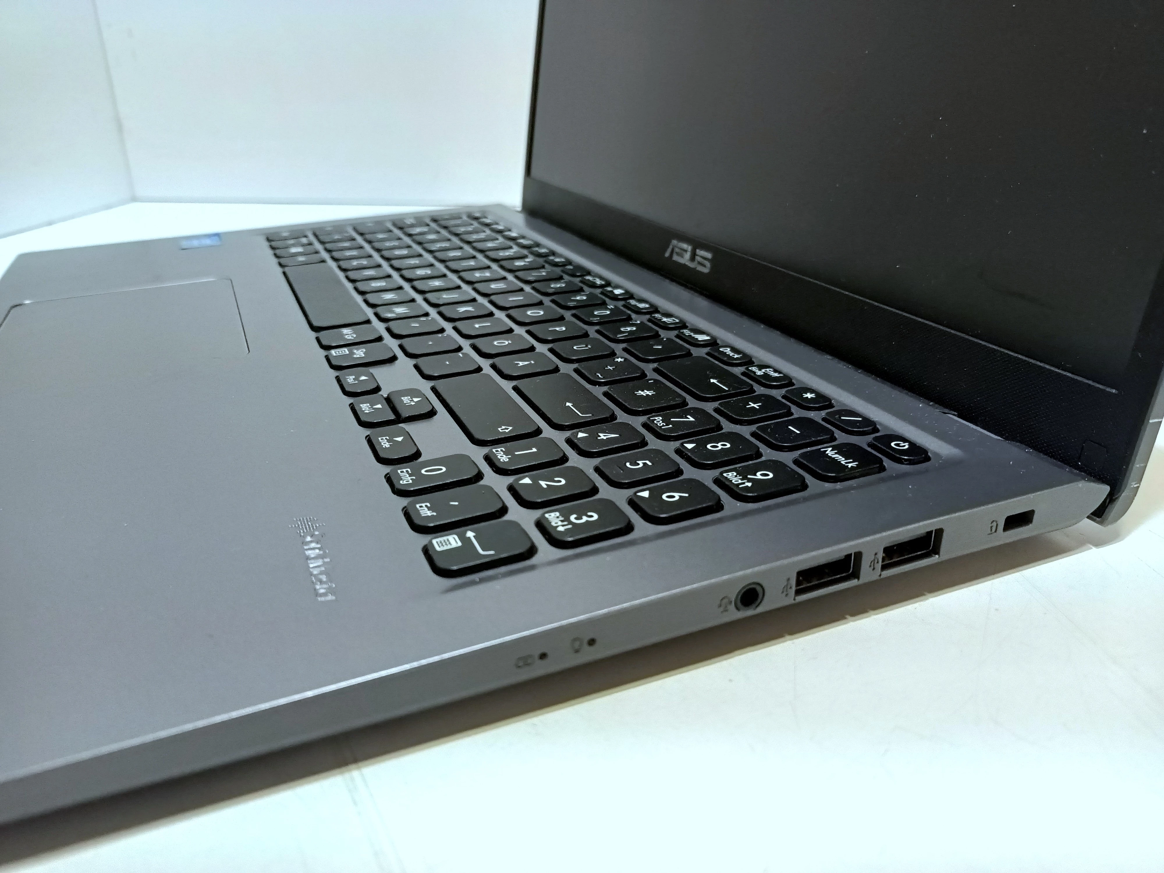 laptop-asus-f515ma-8-gb-930-gb-kod-producenta-f515ma-br241t