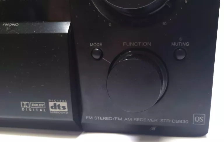 AMPLITUNER SONY STR-DB830 USZKODZONY