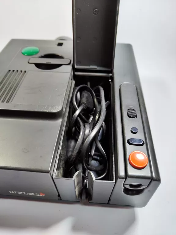 rzutnik-do-slajdow-agfa-reflecta-diamator-af-product-id-d627f578-551e-48af-9619-d9c2ba0a2af9