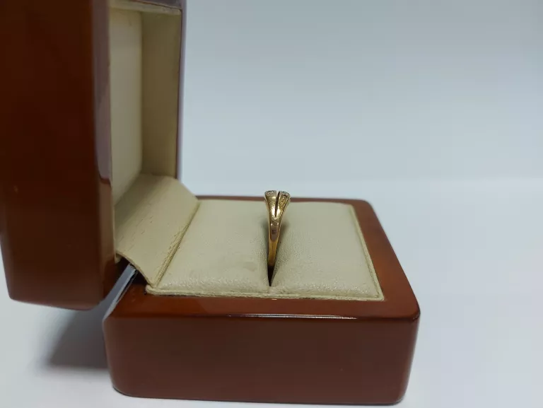 zloty-pierscionek-141-gr-585-pr-r12-rodzaj-2205-2