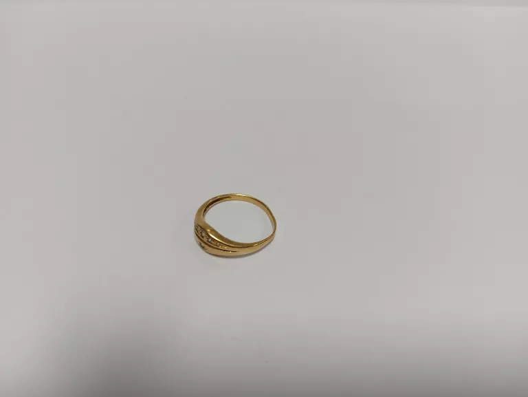 zloty-pierscionek-141-gr-585-pr-r12-waga-141