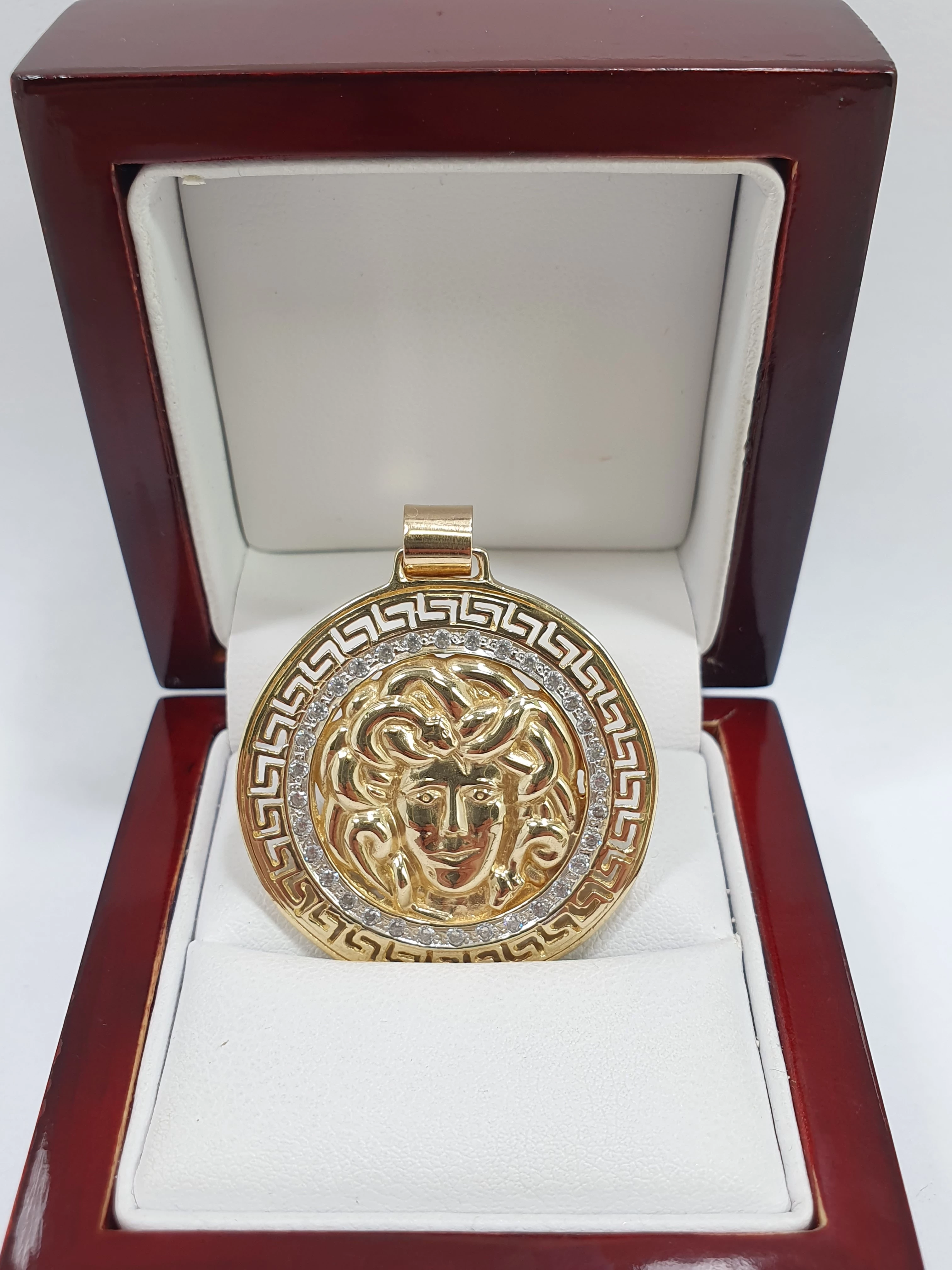 unikatowa-zlota-zawieszka-versace-1152g-585-polwiejska-13-poznan-ska-x