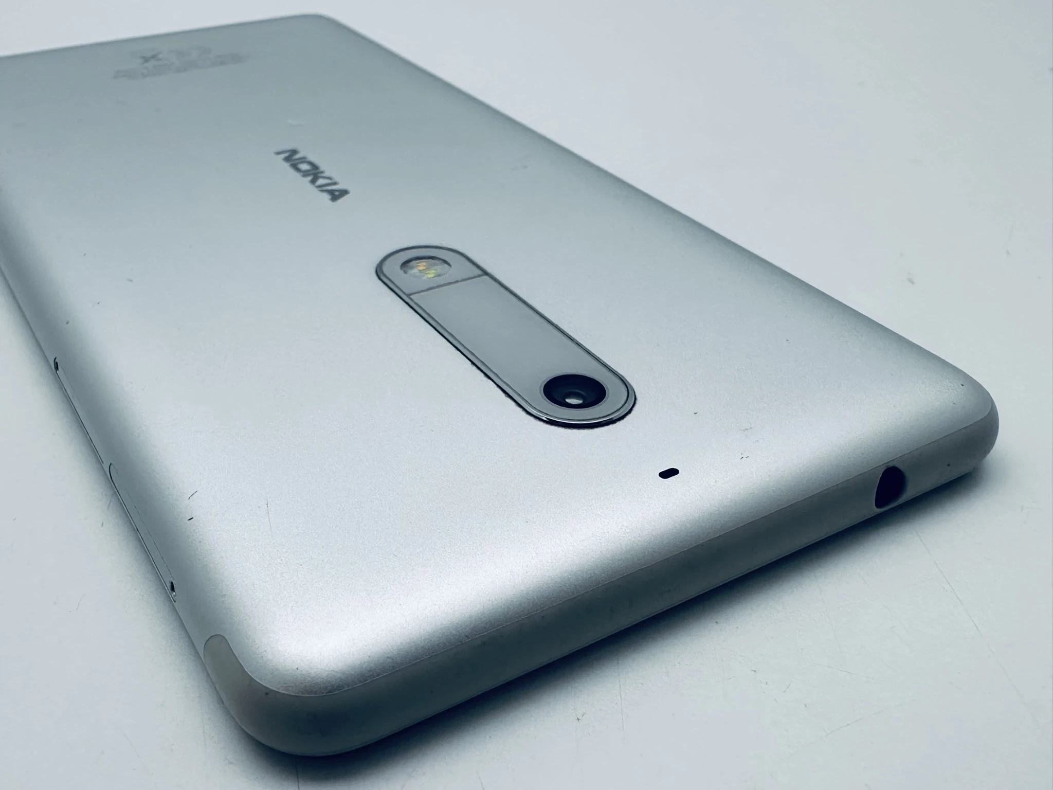 telefon-nokia-ta-1053-opis-przekatna-ekranu-520