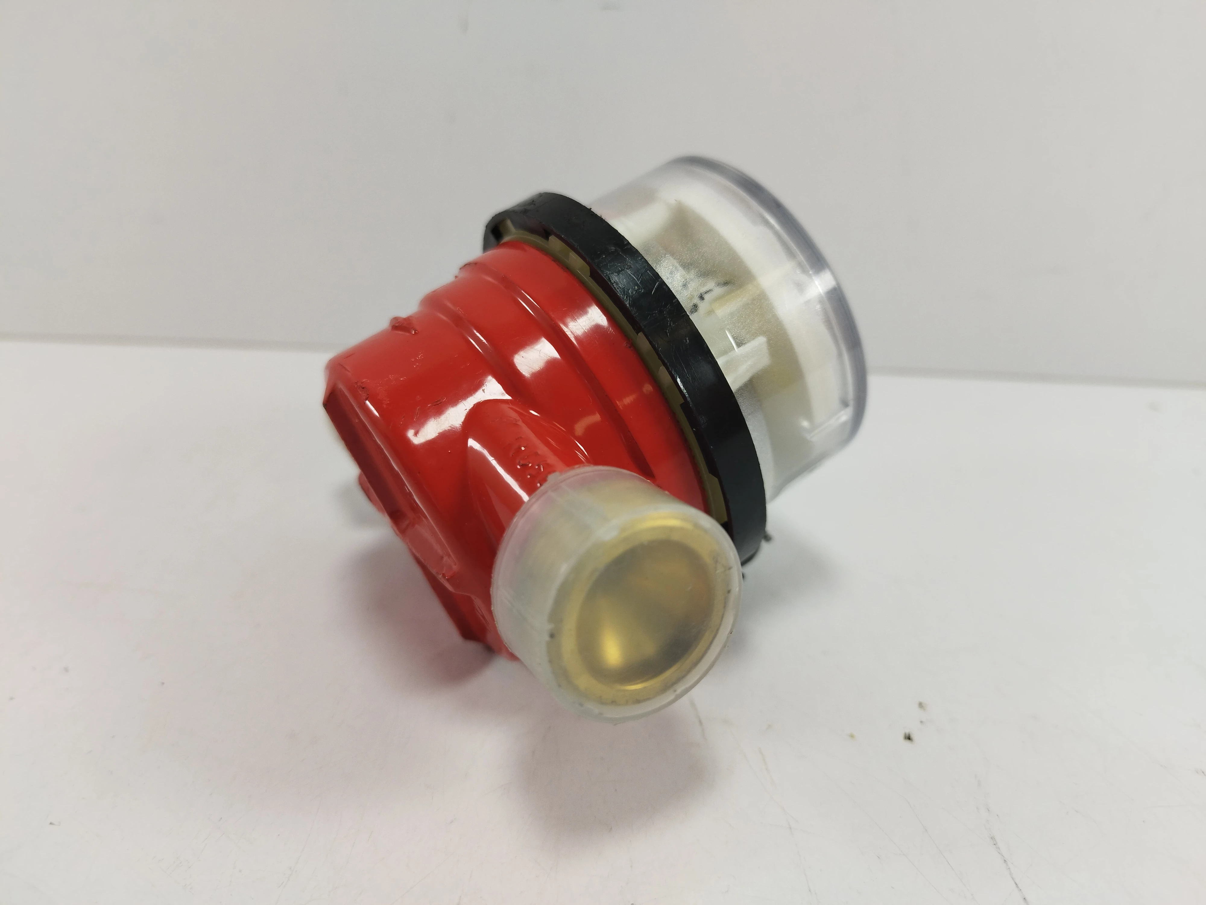 wodomierz-metron-czerwony-marka-metron