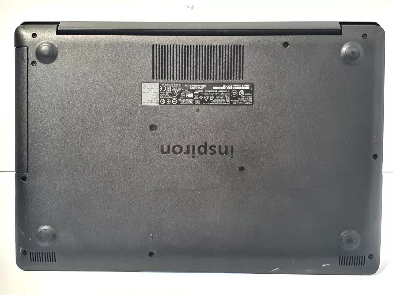laptop-dell-inspiron-3582-1tb4gbw10156-rodzaj-karty-graficznej-grafika-zintegrowana