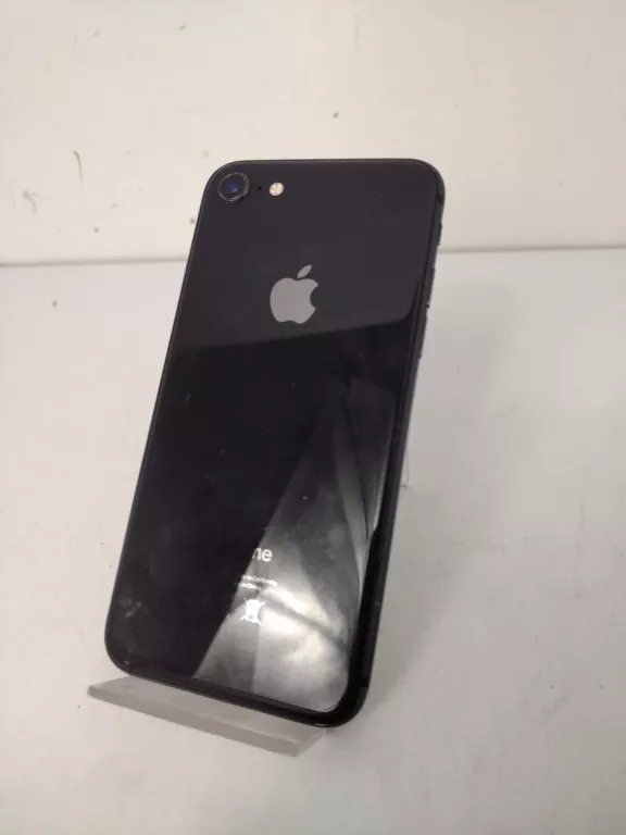 TELEFON IPHON 8