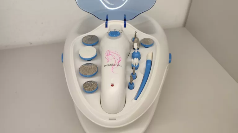 ZESTAW DO MANICURE MS 5541